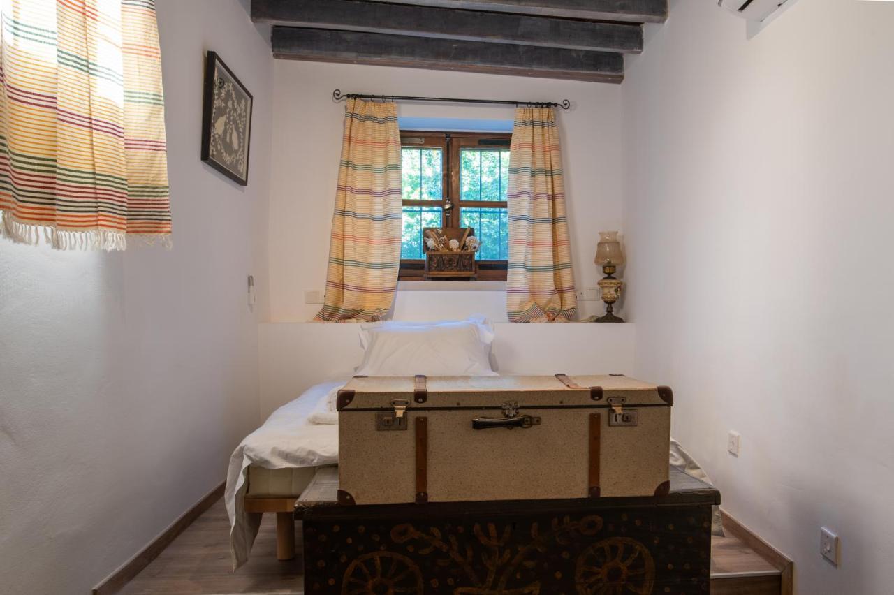 Droshia Traditional Homes, Coco-Mat Full Experience Dhrousha Ngoại thất bức ảnh